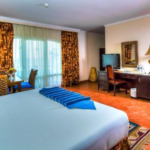 Standard Zimmer mit Kingsize-Bett